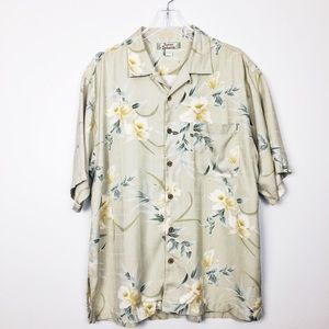 Tommy Bahama 100% Silk Floral Hawaiian Print Shirt